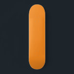 Skateboard naranja<br><div class="desc">Skateboard color naranja. Piscina de patinaje naranja de color claro. Naranja de color sólido.</div>