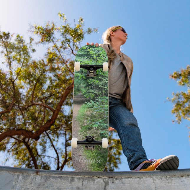 Skateboard Nature Forrest (Exterior 1)