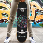 Skateboard Neon Beach Alien Invasion Funny Nombre Personaliza<br><div class="desc">Patineta de nombres personalizados divertidos de la invasión de Alien Beach</div>