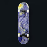 Skateboard Noche estrellada de Van Gogh, 1889<br><div class="desc">El cuadro, muy bien acogido como el magnum opus de Van Gogh, ofrece una vista nocturna al exterior de su ventana de la sala de sanatorio, aunque se pintó de memoria durante el día. Imagen de dominio público. Contacte con Patrones y pinturas y gráficos para solicitudes especiales. © Copyright 2020...</div>