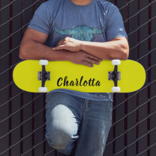 Skateboard Nombre personalizado de negro   Color amarillo neó