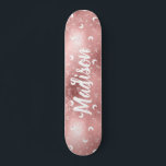 Skateboard Nombre personalizado Moda de oro de la luna rosa d<br><div class="desc">Nombre personalizado Fairy Rosa Gold Chica patineta de moda de moda con purpurina,  luna,  estrellas,  hojas botánicas. Una manera femenina y linda de impresionar a tu hija por su cumpleaños,  dulce 16 o cualquier evento femenino.</div>