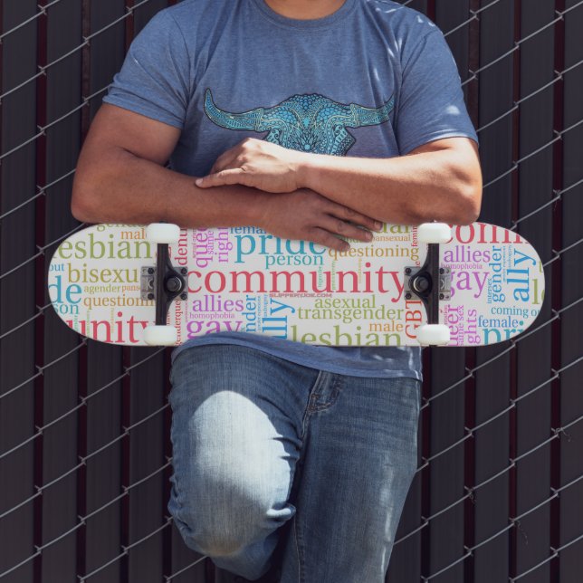 Skateboard nube de palabras de la comunidad LGBTQ+ arcoíris d (Exterior 3)