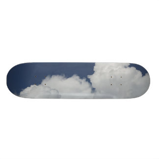 Skateboard Nubes