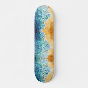 Skateboard Olas azules en la playa de Sand