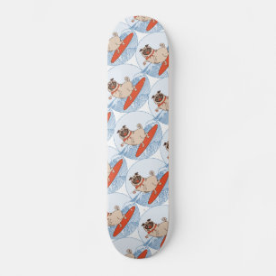 Skateboard Onda montando perro de cerdo feliz en la banda de 