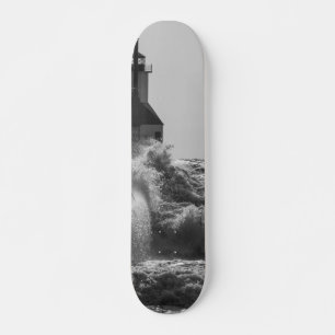 Skateboard Ondas Fiervas En La Escala De Grayscale De St Jose