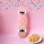 Skateboard Pan de hadas<br><div class="desc">Trozos de pan blanco masticado coronados por cientos y miles. El pan de hadas es un clásico fiesta australiano favorito de los niños</div>