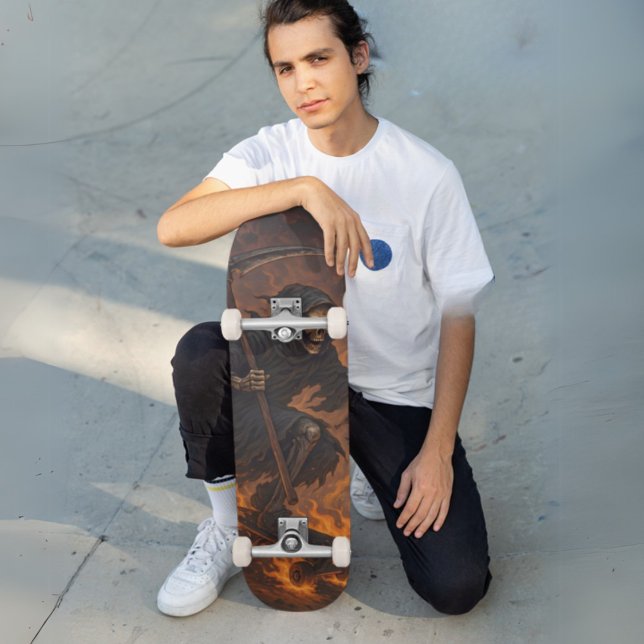 Skateboard Parca en llamas (Grim Reaper on Fire Skateboard)