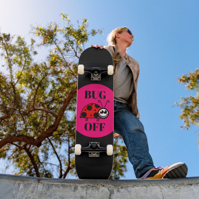 Skateboard Patinar Fuera Bicho (Exterior 1)