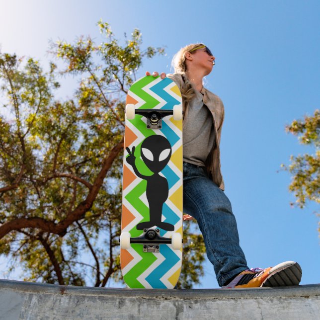 Skateboard Patines Alien (Exterior 1)