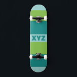 Skateboard Patines de patinaje personalizado de bandas tricol<br><div class="desc">Cambie el campo de texto a lo que desee. También puede cambiar el tipo de letra y su tamaño y color,  así como añadir más campos de texto,  utilizando la función "Personalizar". Ver mi tienda para más artículos con este diseño.</div>