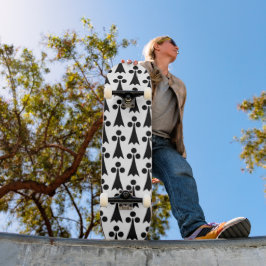Skateboard Patrón de armiño, patrón medieval, negro sobre bla