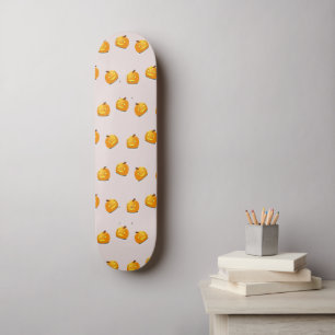 Skateboard patrón de cabeza de calabaza naranja