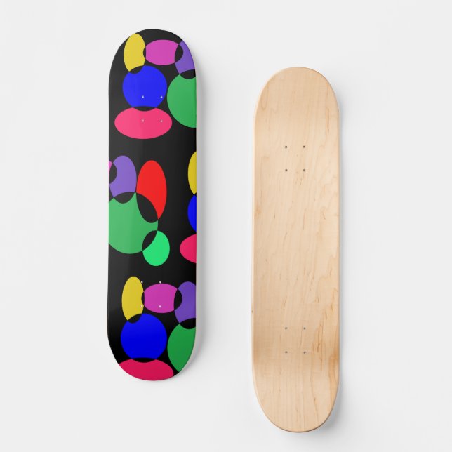 Skateboard Patrón de círculos coloridos sobre negro (Anverso)