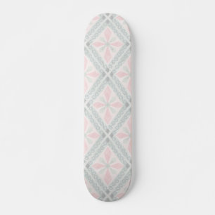 Skateboard Patrón de diamante pastel verde y rosa