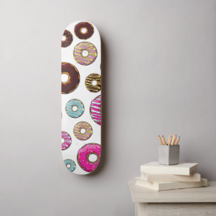 Skateboard Patrón De Donuts, Donuts Coloridos, Espolvorines