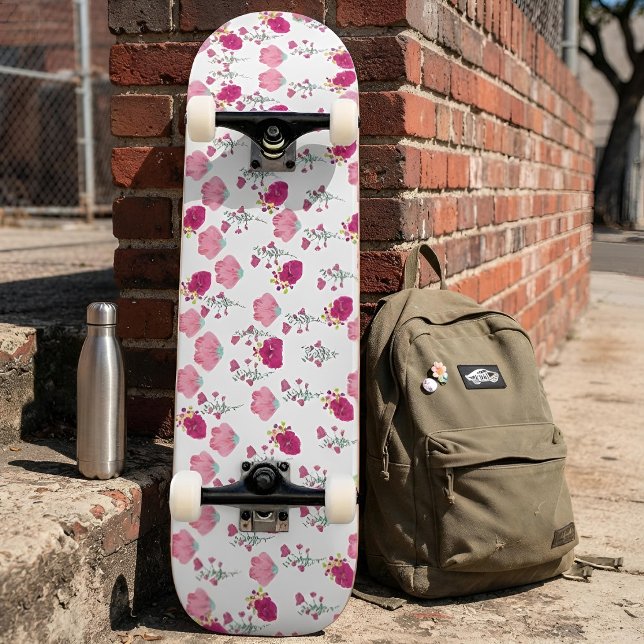 Skateboard Patrón de flores rosadas (Subido por el creador)