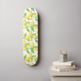 Skateboard patrón de limón cítrico mediterráneo