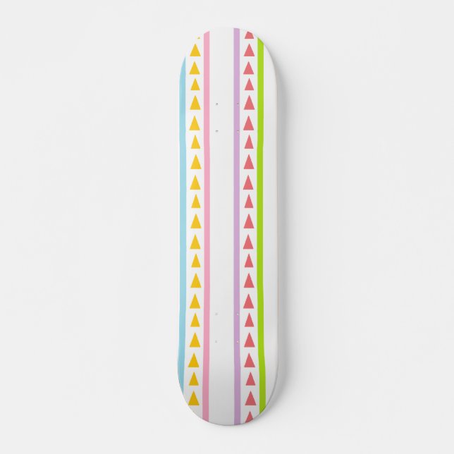 Skateboard Patrón de líneas y triángulos (Anverso )