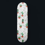 Skateboard Patrón de manchas de cactus de terracota verde<br><div class="desc">Esta decoración moderna, bonita y artística es perfecta para la temporada estival. Cuenta con un patrón suculento de color verde color agua pintado a mano, cactus en macetas de terracota naranja, negro y blanco. Es artístico, moderno, fresco y único.***NOTA DE DISEÑO IMPORTANTE: Para cualquier solicitud de diseño personalizada, como solicitudes...</div>