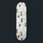 Skateboard Patrón de manchas de cactus de terracota verde<br><div class="desc">Esta decoración moderna, bonita y artística es perfecta para la temporada estival. Cuenta con un patrón suculento de color verde color agua pintado a mano, cactus en macetas de terracota naranja, negro y blanco. Es artístico, moderno, fresco y único.***NOTA DE DISEÑO IMPORTANTE: Para cualquier solicitud de diseño personalizada, como solicitudes...</div>