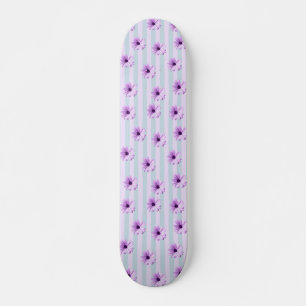 Skateboard patrón de margarita rayada azul y morado