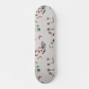 Skateboard Patrón de mariposa de aves silvestres