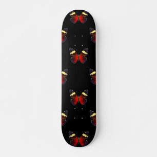 Skateboard Patrón de mariposa roja y negra