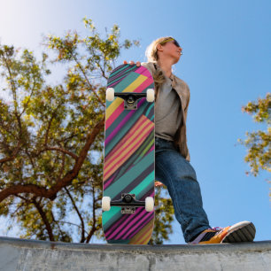 Skateboard patrón de neón de rayas
