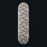 Skateboard Patrón de pingüinos pequeños<br><div class="desc">Patinaje de color agua dulce de pingüino.</div>