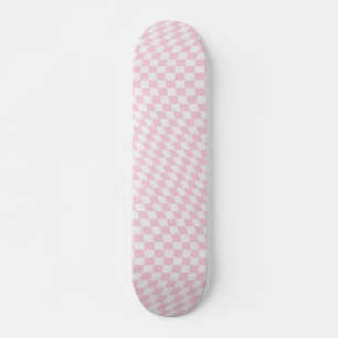 Skateboard Patrón de tablero de cheques rosados pasteles con