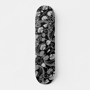 Skateboard Patrón floral antiguo negro sobre blanco