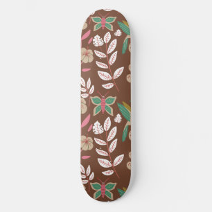 Skateboard Patrón floral continuo de flores, hojas, mariposa