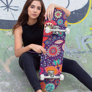 Skateboard Patrón floral moderno y ondulante