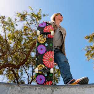 Skateboard Patrón floral retro brillante de arte popular colo