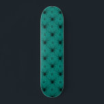 Skateboard Patrón inicial del monograma del Personalizado de<br><div class="desc">Este elegante skateboard con verde azulado patrón de araña y monograma personalizado haría un maravilloso regalo para alguien que ama las cosas góticas! Añade fácilmente el inicial deseado haciendo clic en la opción "personalizar esta plantilla".</div>