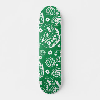 Skateboard Patrón Mandala Auge de Halloween verde y blanco