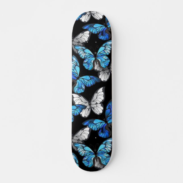 Skateboard Patrón oscuro sin foco con mariposas azules morfo (Anverso )