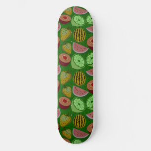 Skateboard Patrón sin foco de fruta tropical y fondo verde
