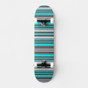 Skateboard Patrones aztecas de color aguamarina gris lindos