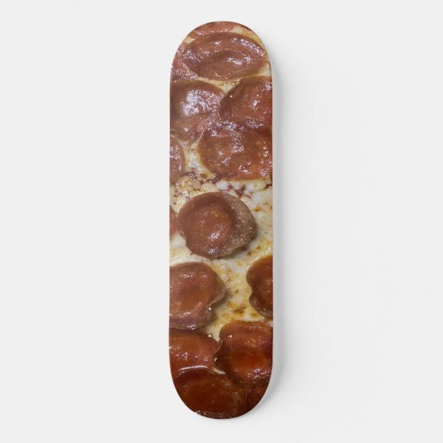 Skateboard Pepperoni Pizza (Anverso)
