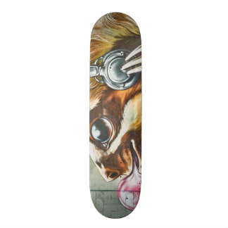 Skateboard Pereza linda DJ del auricular de la pintada