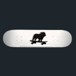 Skateboard Perro inglés de Guay de la silueta del bulldog que<br><div class="desc">Silueta inglesa del bulldog del Skateboarding fresco. Este perro totalmente alimentado del patinador está en el movimiento. Un monopatín impresionante para los seres humanos del amante del perro y los colmillos del patinador. Compruebe hacia fuera el mundo del Doodle de Jenn para saber si hay este diseño del perro de...</div>