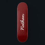 Skateboard Personalizable rojo<br><div class="desc">Skateboard de Personalizable Rojo. Una patineta elegante,  negra y de moda. Personaliza con un nombre propio. Haz un regalo divertido para ti mismo o un regalo de cumpleaños para alguien que amas.</div>