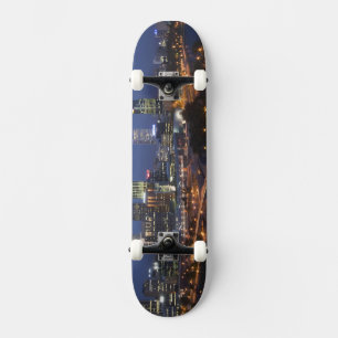 Skateboard Perth, Australia. Vista del centro de Perth desde