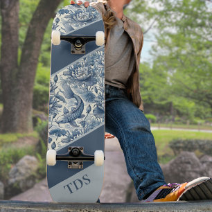 Skateboard Pez Koi y Nenúfar Azul Chinoiserie Monograma