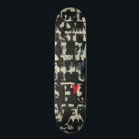 Skateboard Pintura de alfabeto de Norman Wyatt<br><div class="desc">Si te gusta tomar exámenes de visión,  ¡entonces esta pintura es para ti! La letra del alfabeto inglés se impone unos sobre otros,  casi oscureciéndolos en este cuadro de Norman Wyatt. La letra Y destaca gracias a su coloración rosa.</div>