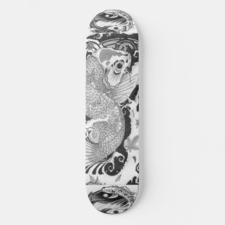 Skateboard pizarra de pescado koi