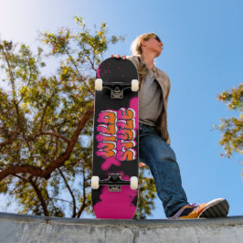Skateboard Placa de pintura de graffiti rosa de estilo salvaj